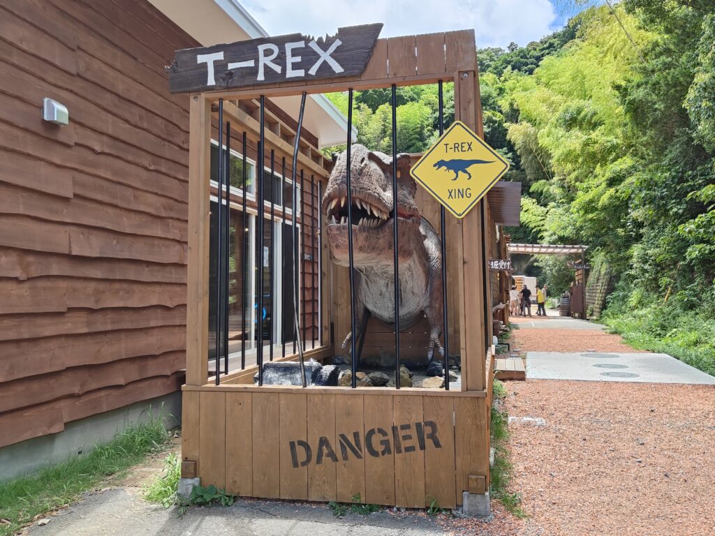 ストーンハンター伊勢志摩の動くT-Rex
