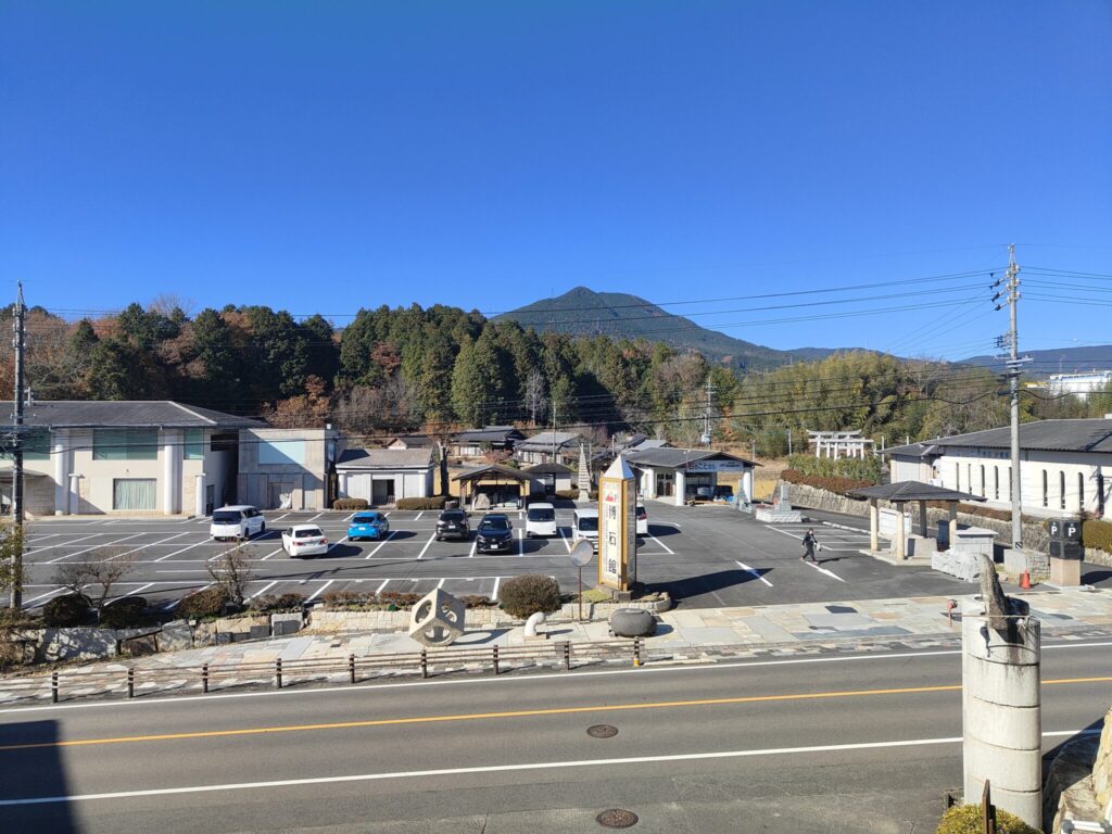 博石館の駐車場